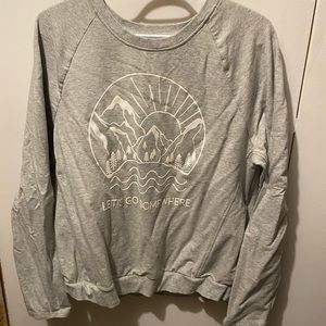 Adventure crew sweater